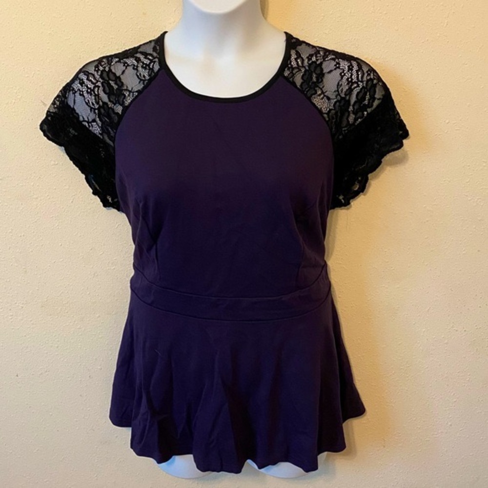 CITY CHIC Peplum top with lace Size L/20